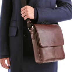 LLOYD C23-12001-OI MESSENGER BAG DARK BROWN